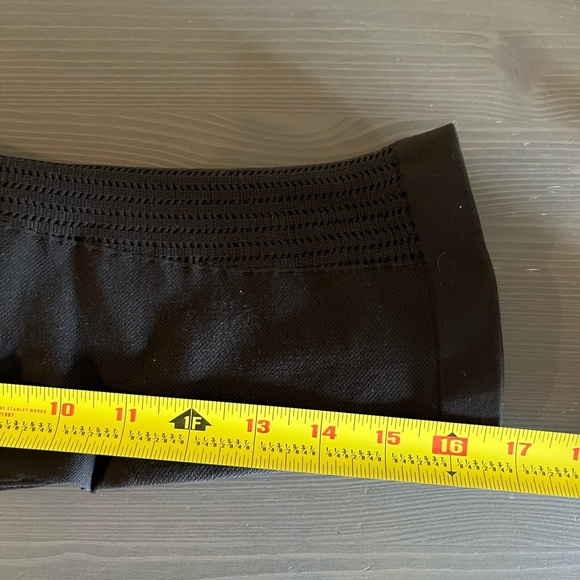 Lululemon Zone in Crop Leggings - Picture 7 of 7